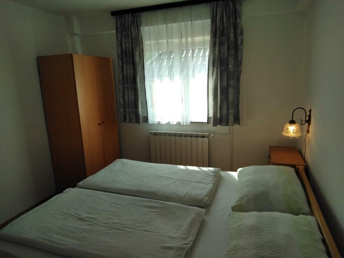 Guesthouse Blazenka Hodak セリステ・ドゥレズニツコ エクステリア 写真